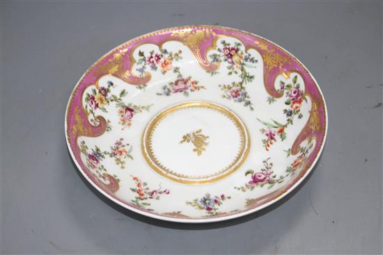 A Chelsea gold anchor Sevres style ecuelle, cover and stand, c.1765, 18cm